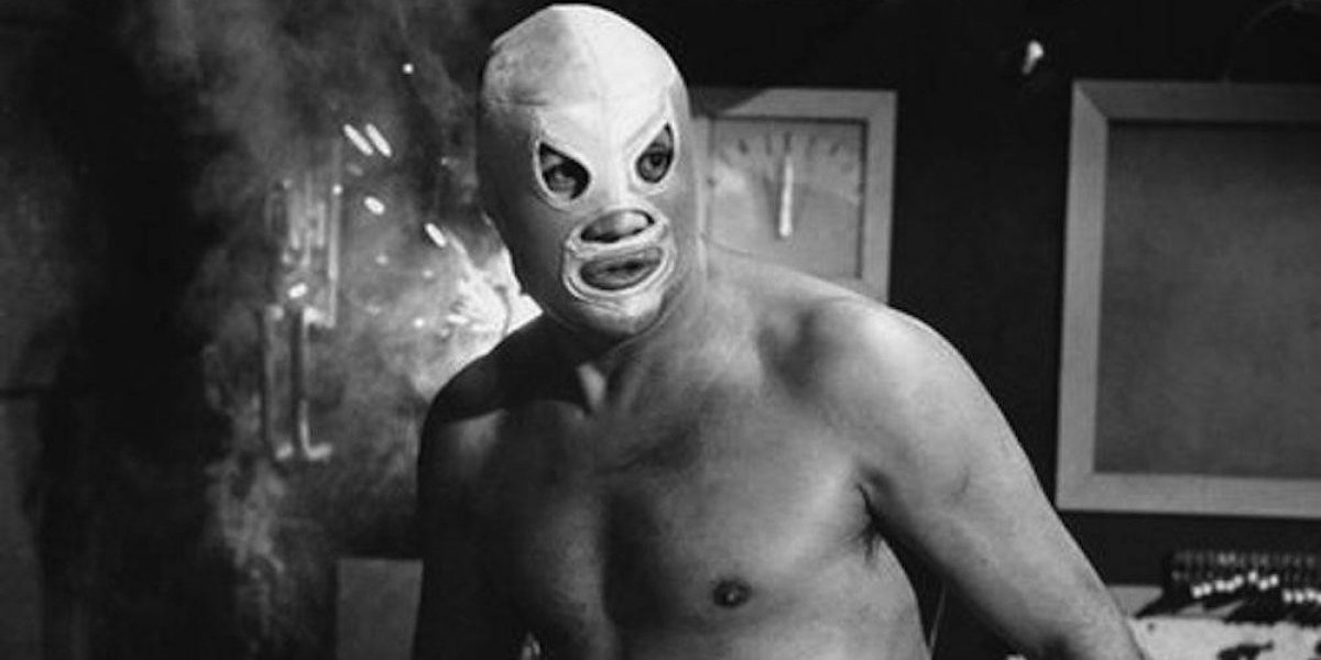 elsantoenmascaradodeplataluchadorbluedemonmilenionoticiasmilima20160923022711-1200x600.jpg