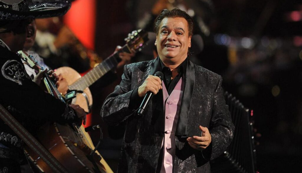 juan-gabriel-3-1024x683.png